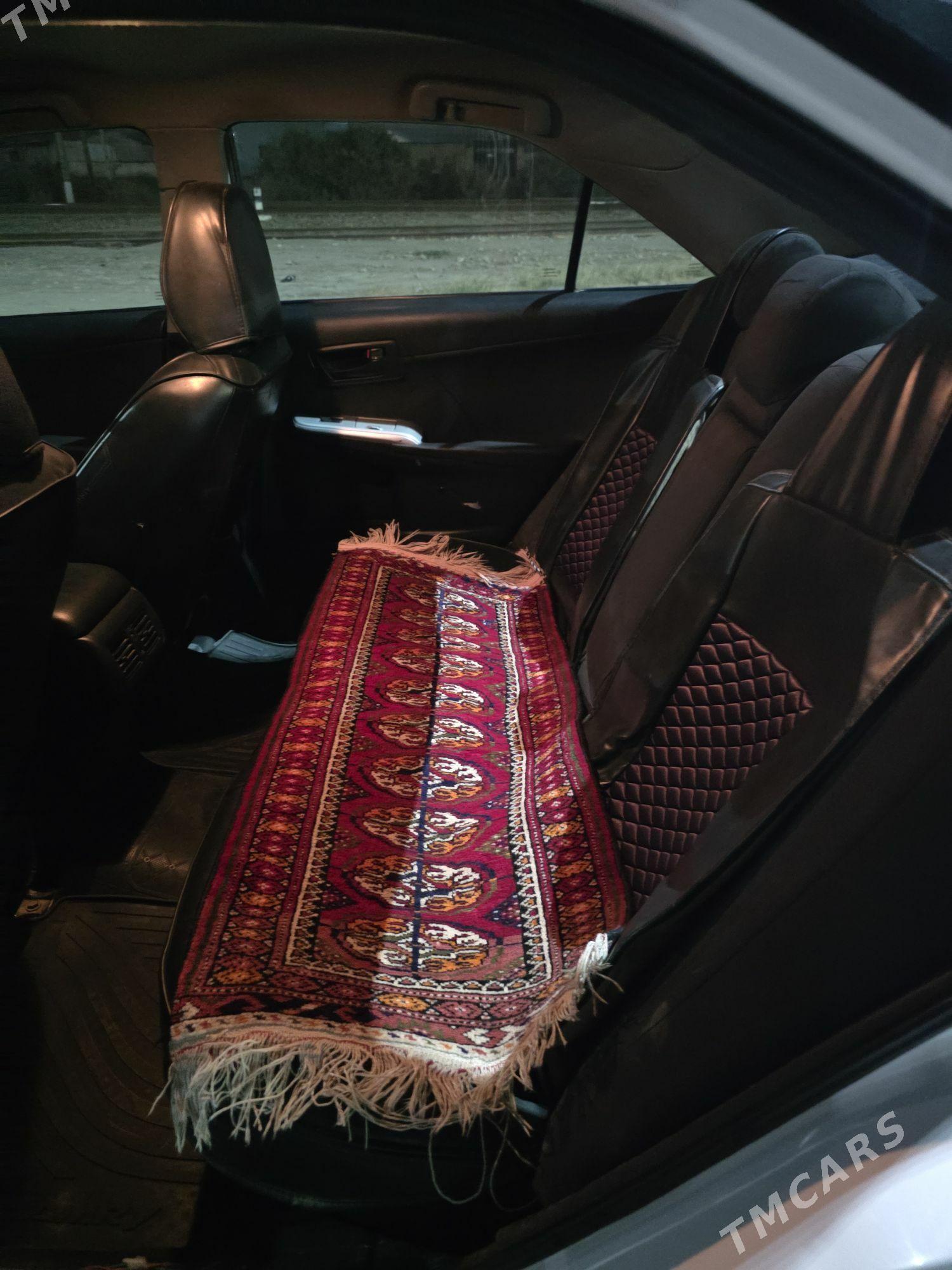 Toyota Camry 2016 - 220 000 TMT - Ýolöten - img 3