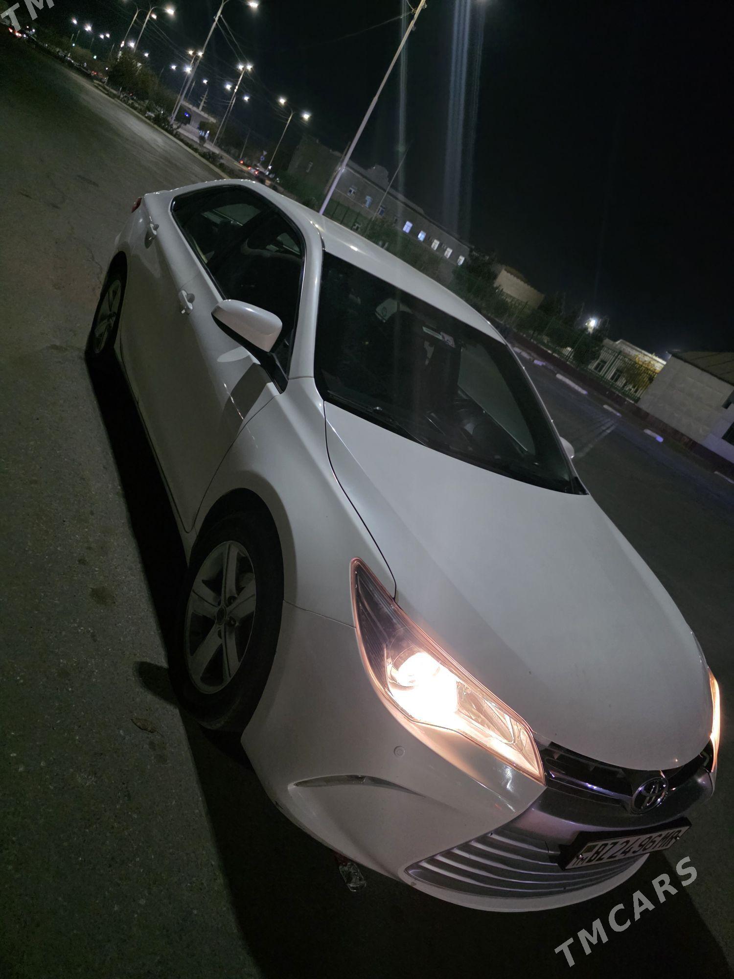 Toyota Camry 2016 - 220 000 TMT - Ýolöten - img 2