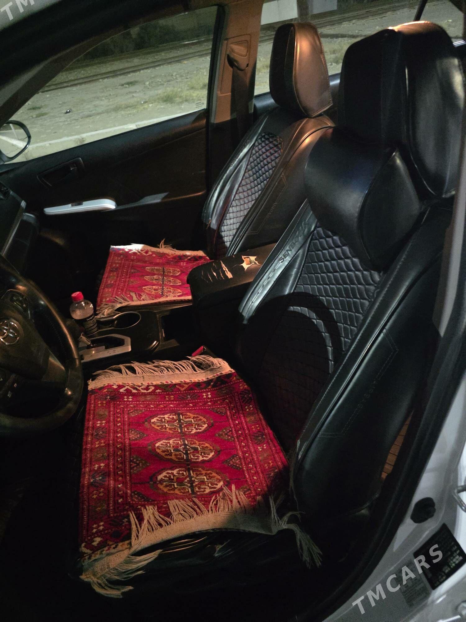 Toyota Camry 2016 - 220 000 TMT - Ýolöten - img 5