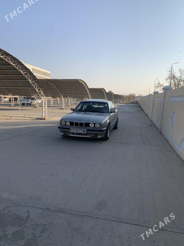 BMW 525 1990 - 75 000 TMT - Байрамали - img 4