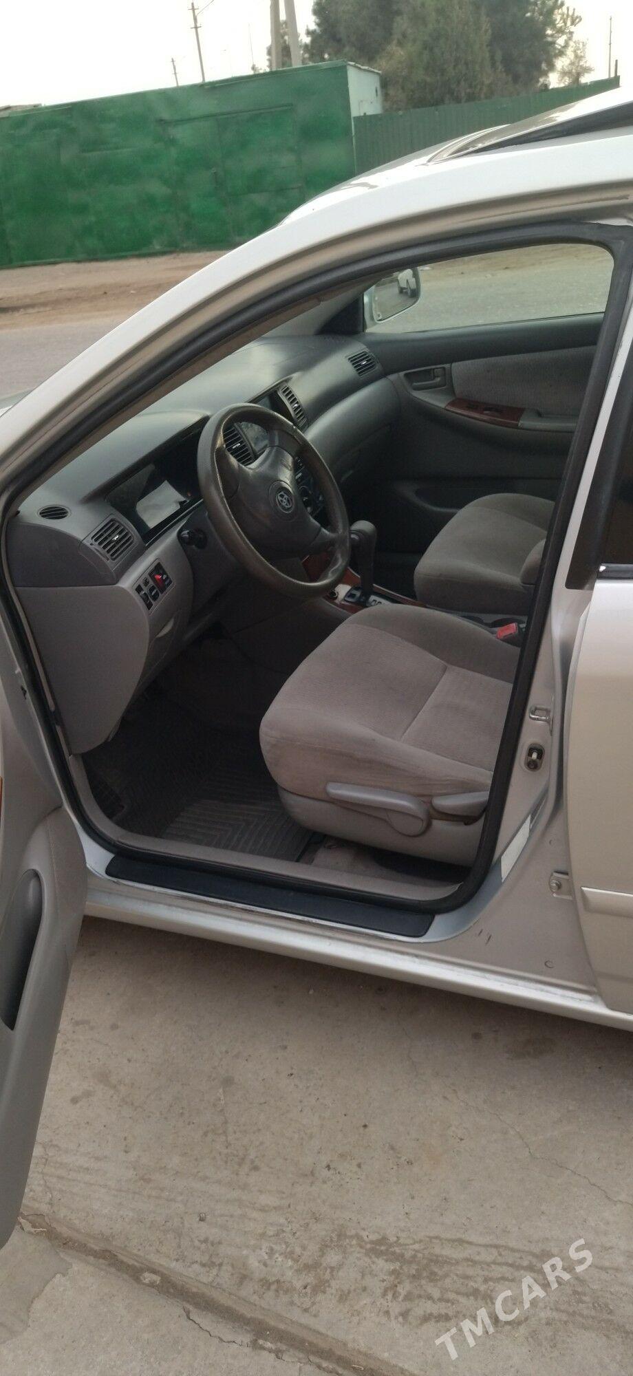 Toyota Corolla 2005 - 125 000 TMT - Туркменабат - img 9