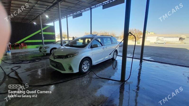Toyota Sienna 2020 - 420 000 TMT - Änew - img 7