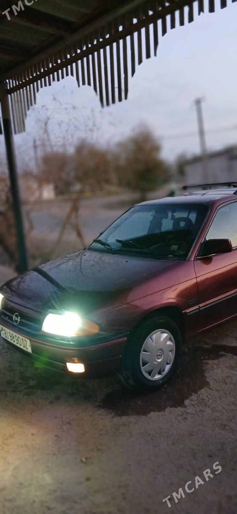 Opel Astra 1993 - 42 000 TMT - Дашогуз - img 3
