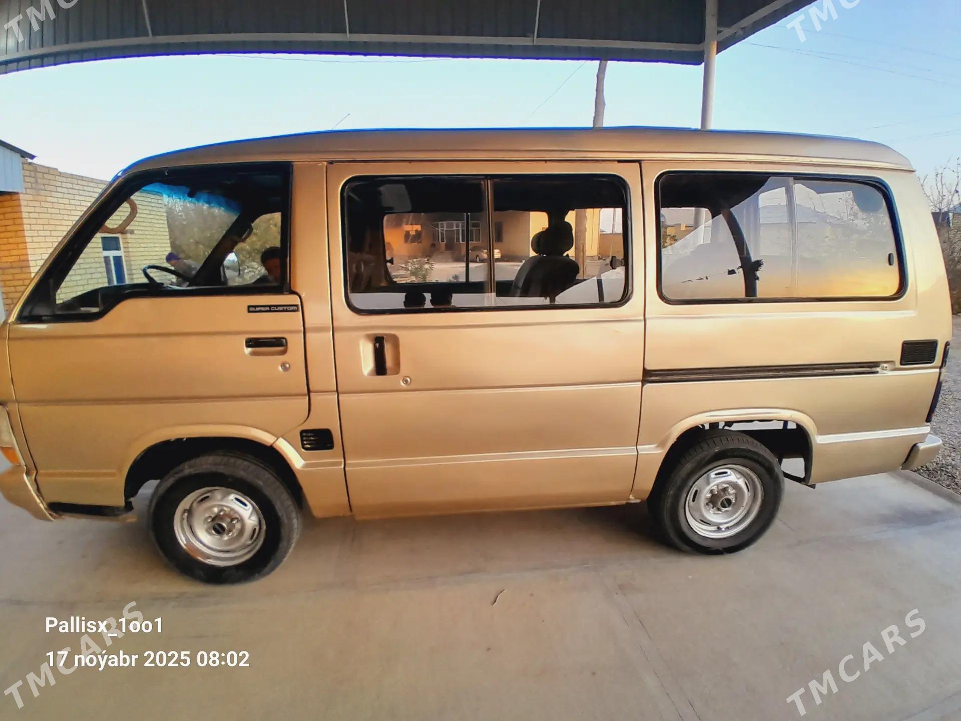 Toyota Hiace 1988 - 50 000 TMT - Сакарчага - img 5
