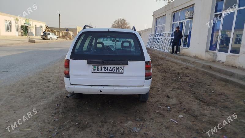 Opel Astra 1992 - 33 000 TMT - Байрамали - img 4