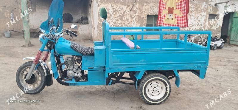 Fekon FK200-14G 2011 - 22 000 TMT - Magtymguly - img 4