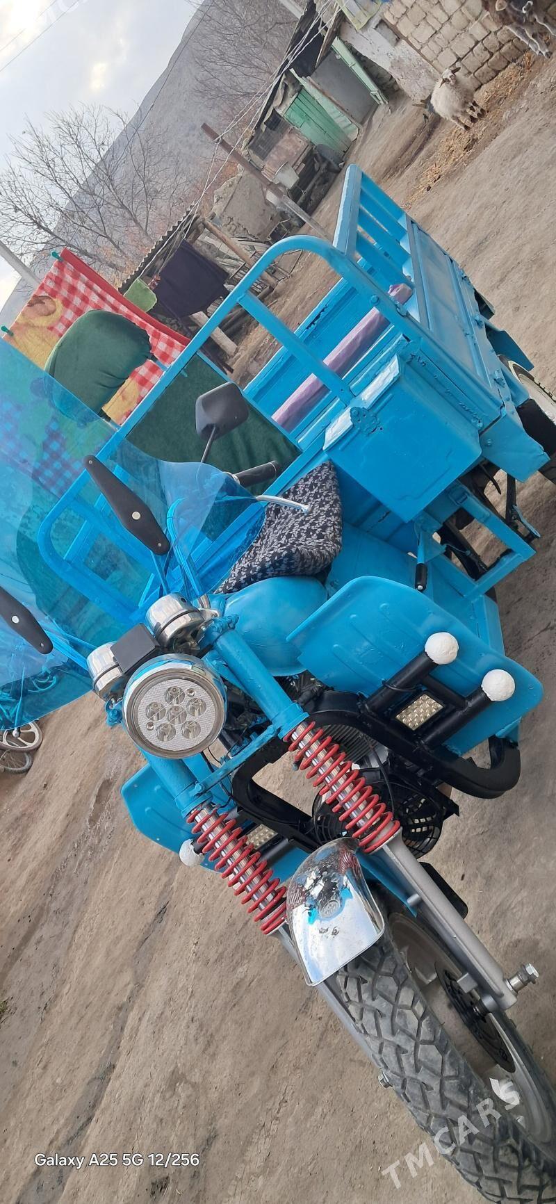 Fekon FK200-14G 2011 - 22 000 TMT - Magtymguly - img 8