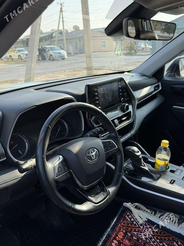 Toyota Highlander 2021 - 530 000 TMT - Aşgabat - img 2