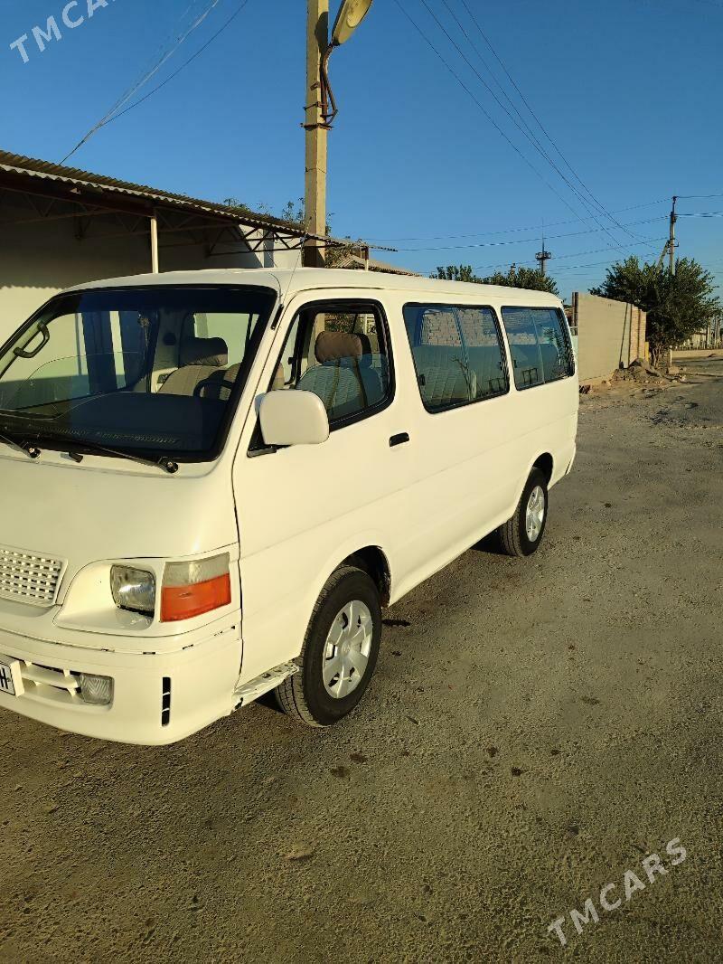 Toyota Hiace 2004 - 120 000 TMT - Tejen - img 2