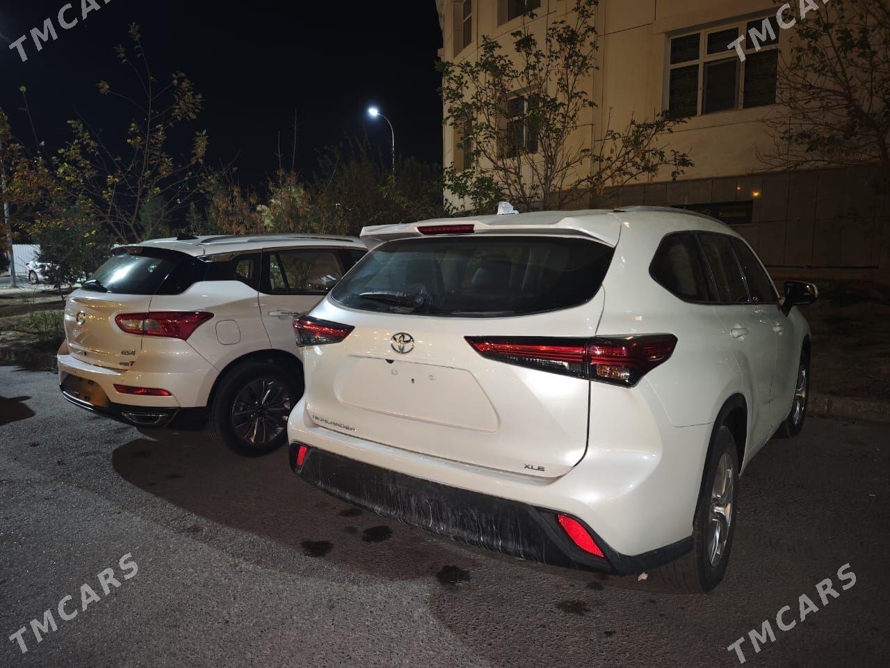 Toyota Highlander 2021 - 498 000 TMT - Gurtly - img 3