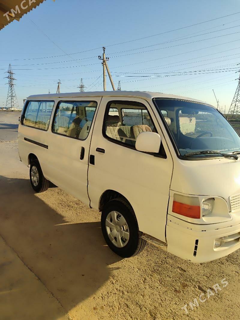 Toyota Hiace 2004 - 120 000 TMT - Tejen - img 3