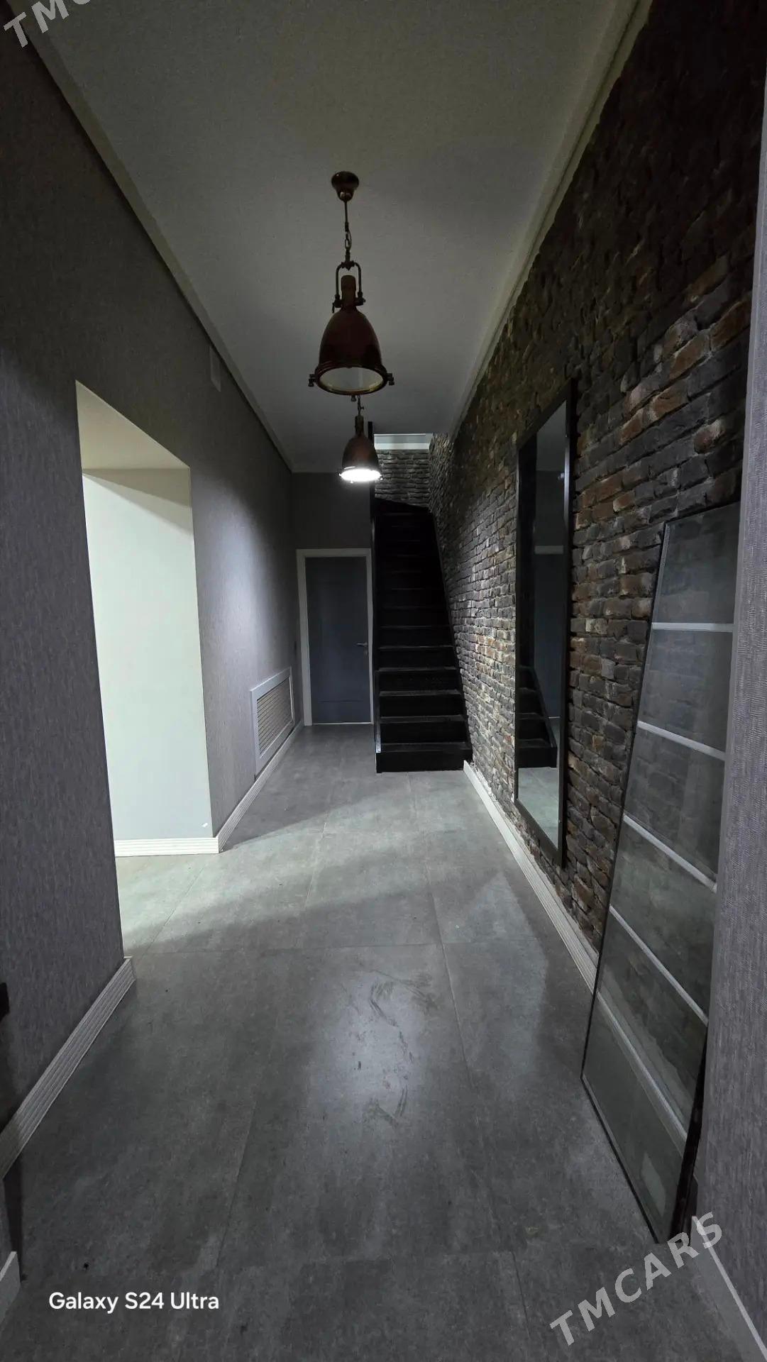 Центр Дублекс 1-2 этаж 4 комн - Kim raýon - img 3