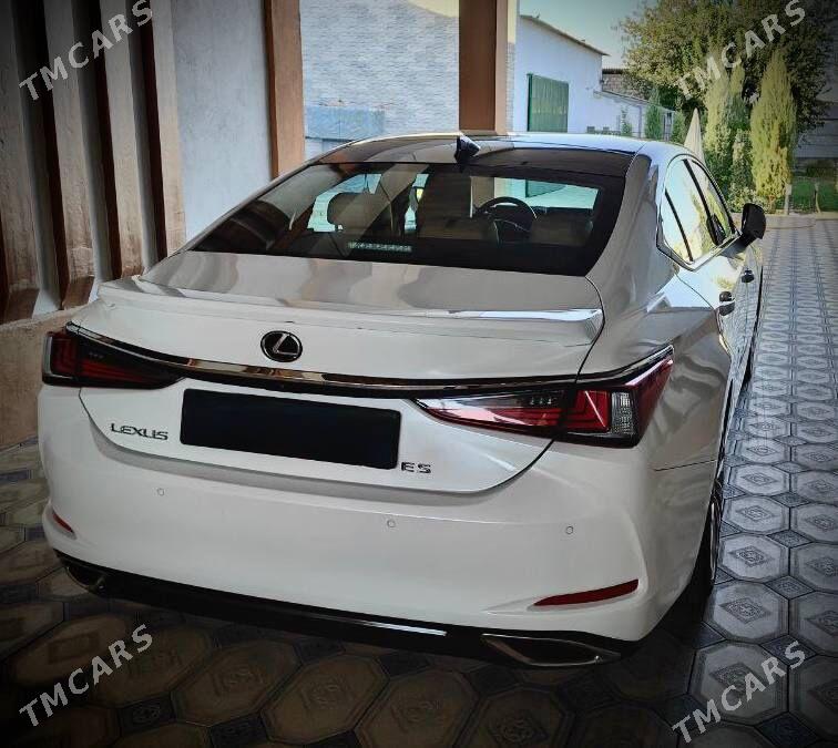 Lexus ES 350 2022 - 750 000 TMT - Ýalkym - img 8