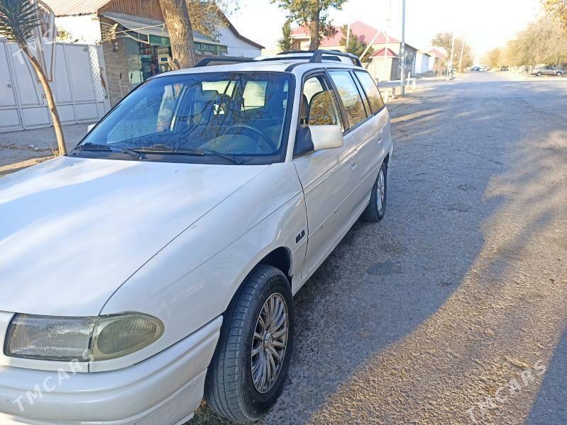 Opel Astra 1993 - 45 000 TMT - Балканабат - img 1