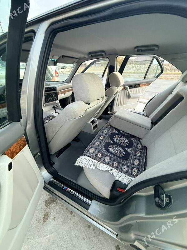 BMW E34 1992 - 110 000 TMT - Балканабат - img 5