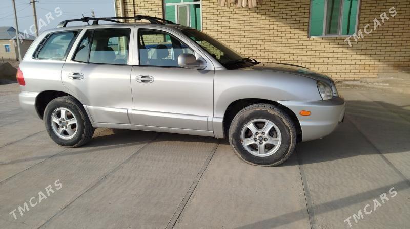 Hyundai Santa Fe 2004 - 110 000 TMT - Байрамали - img 4