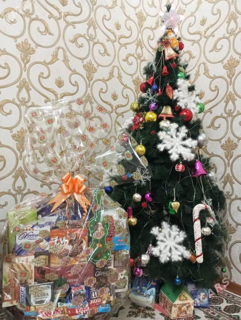 Ýolka oýunjak bezegleri bilen - Дашогуз - img 2