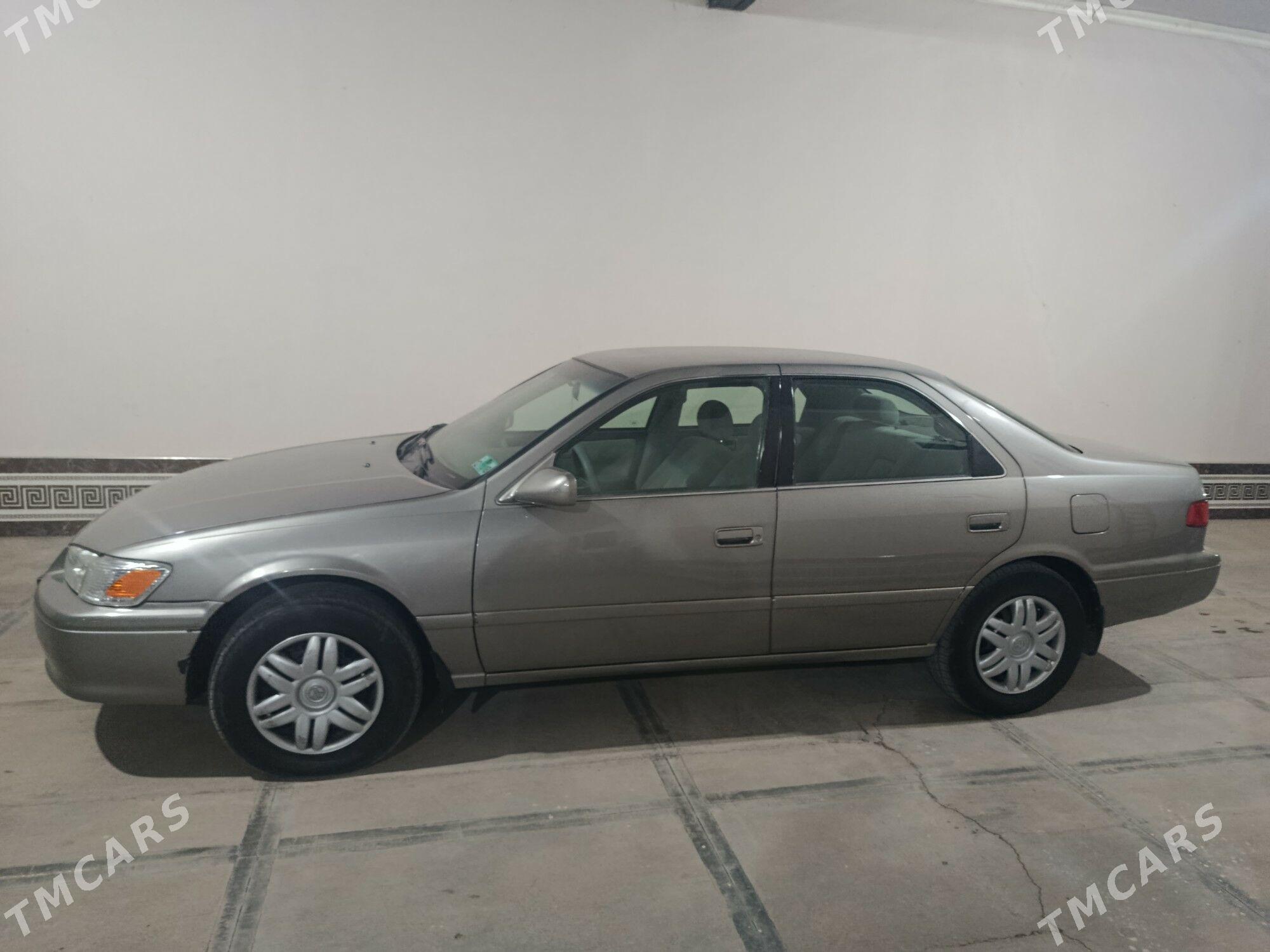 Toyota Camry 2000 - 155 000 TMT - Саят - img 2