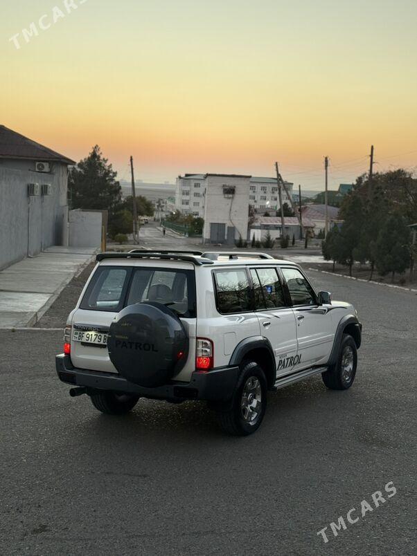 Nissan Patrol 2000 - 300 000 TMT - Türkmenbaşy - img 3
