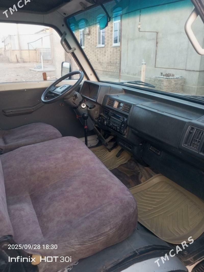 Toyota Hiace 1992 - 55 000 TMT - Mary - img 5