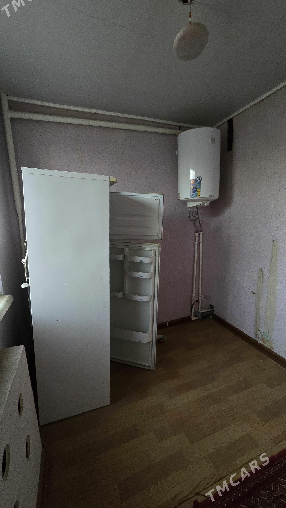 Бай базар 1эт 1ком Валют аптек - Дашогуз - img 4