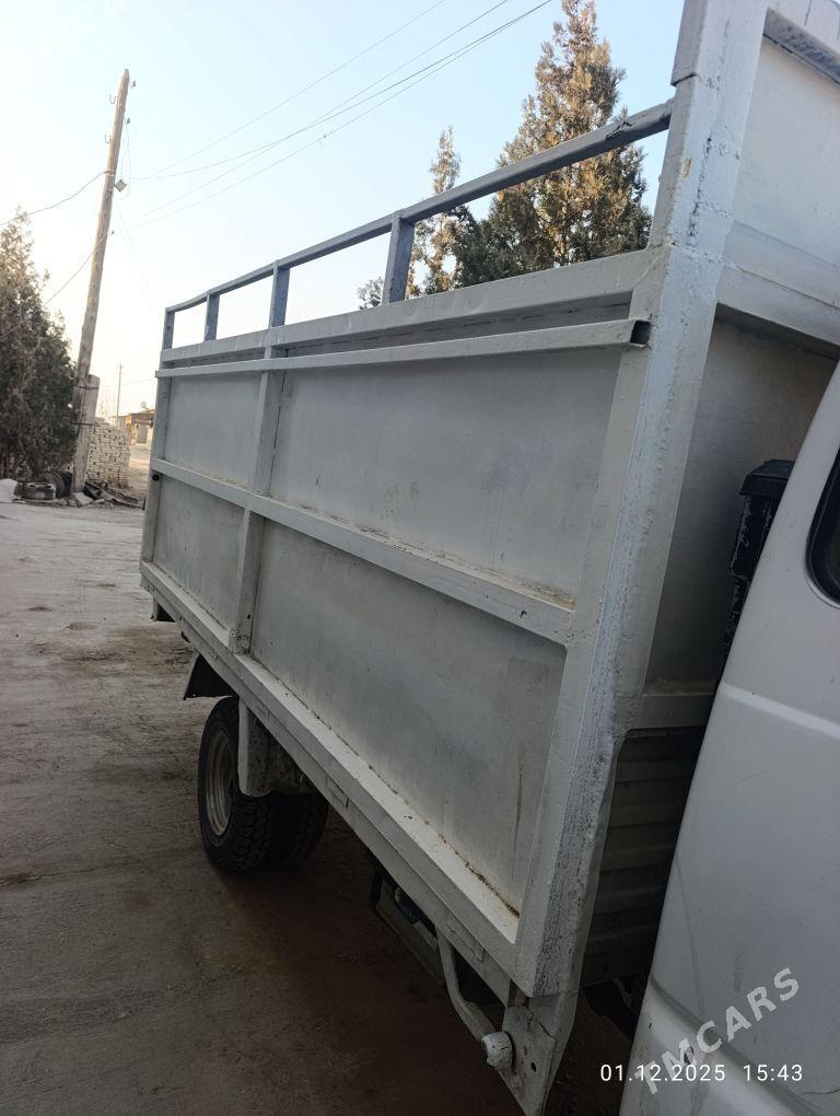 Hyundai H100 1998 - 85 000 TMT - Şabat etr. - img 3