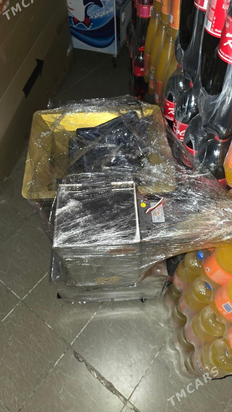 Hamyr masin - 13-nji tapgyr - img 7