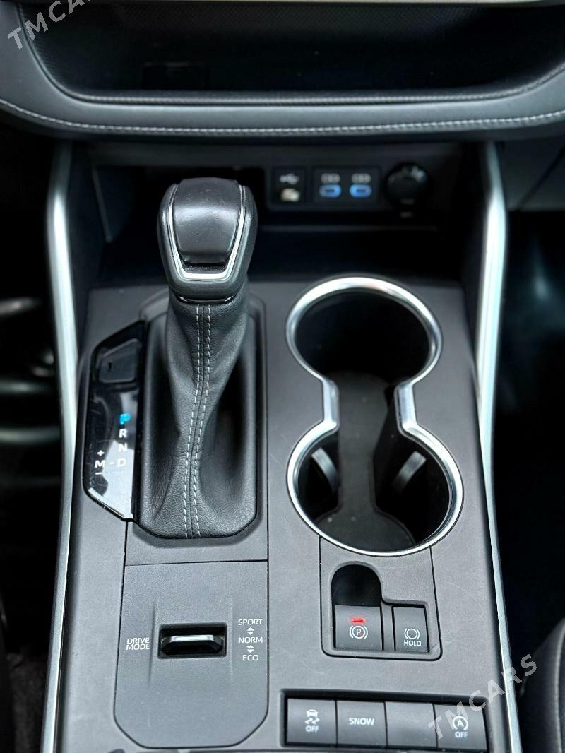 Toyota Highlander 2022 - 510 000 TMT - Досааф - img 4