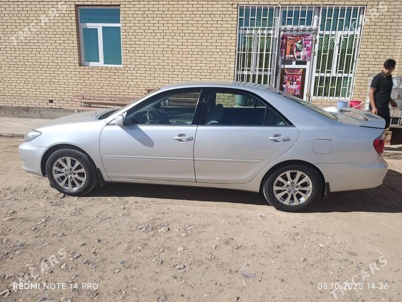Toyota Camry 2003 - 185 000 TMT - Wekilbazar - img 1