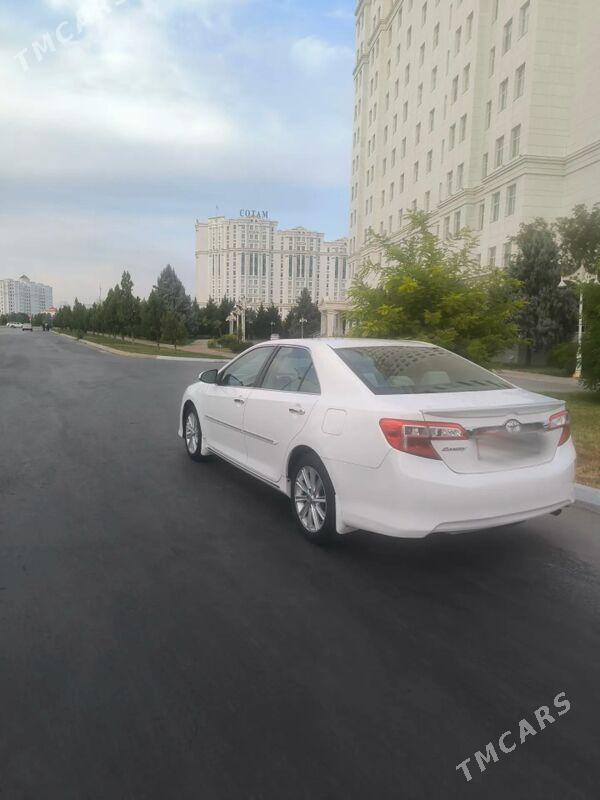 Toyota Camry 2012 - 220 000 TMT - 8 мкр - img 2