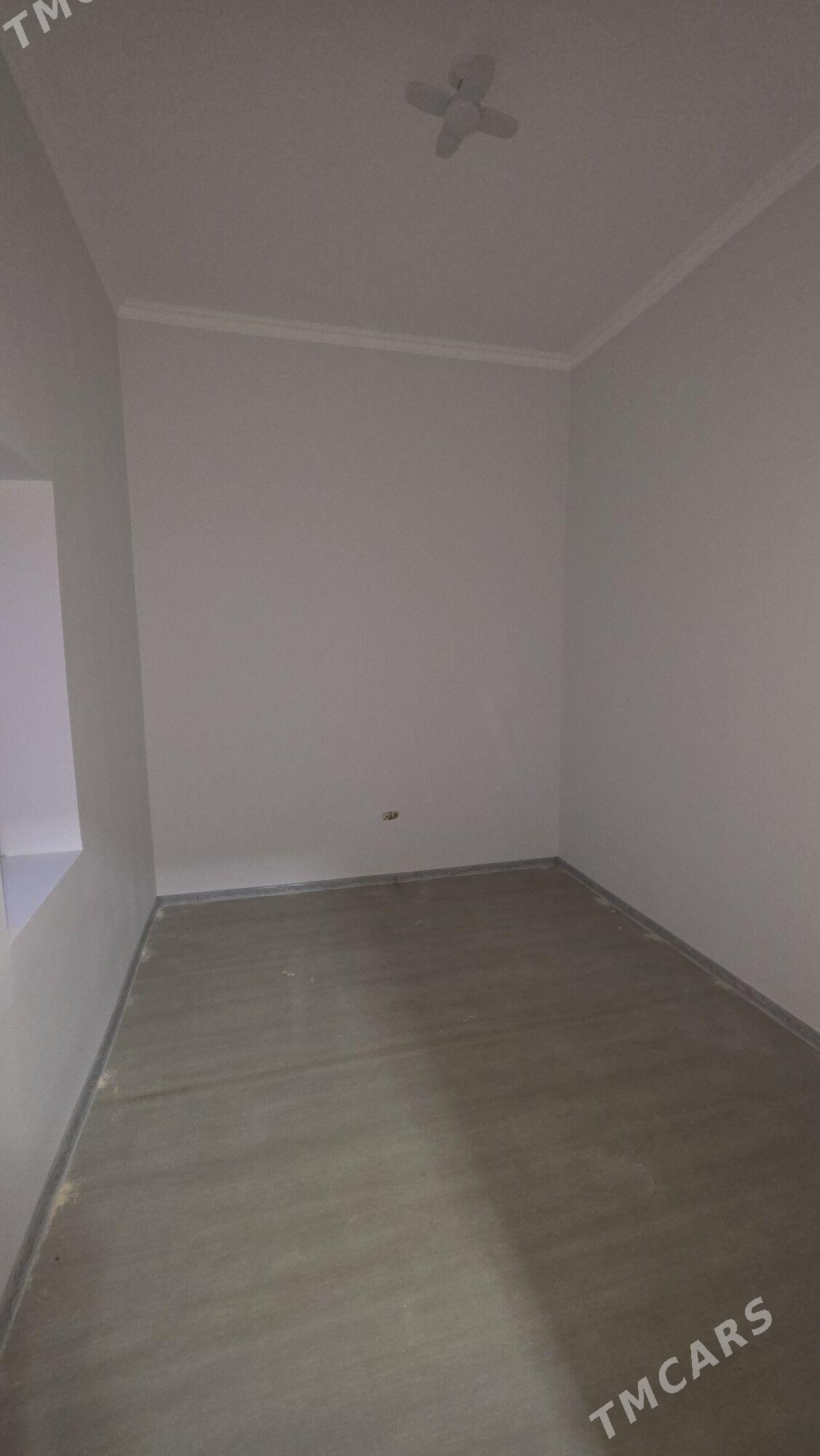 Howly 2komn kuhnya sanuzel bar - Мары - img 6