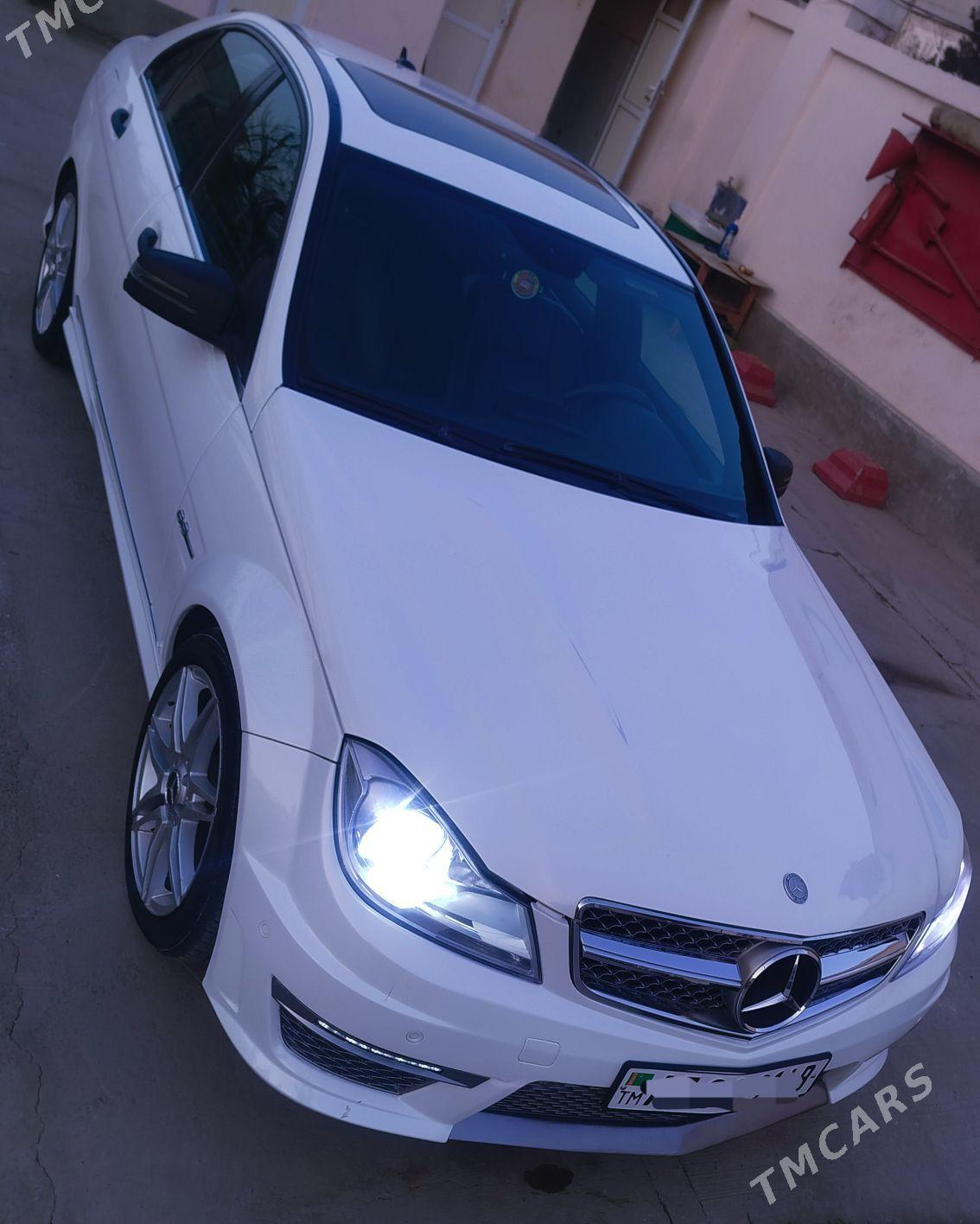 Mercedes-Benz CL65 AMG 2012 - 170 000 TMT - Туркменабат - img 3