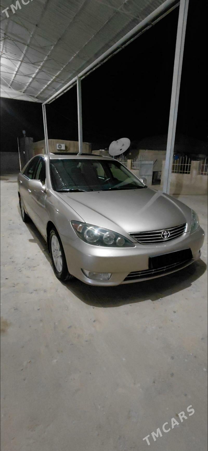 Toyota Camry 2005 - 245 000 TMT - Бахарден - img 3