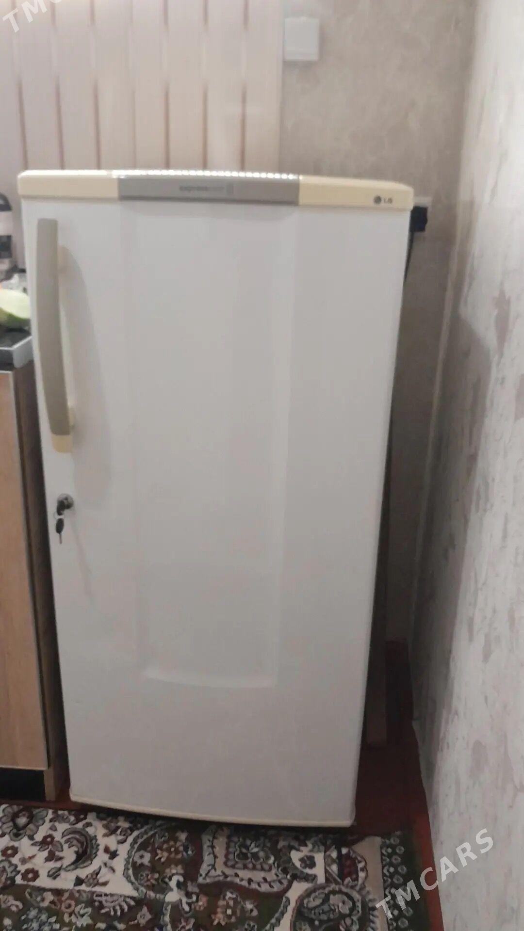 Holadilnik - Mary - img 1