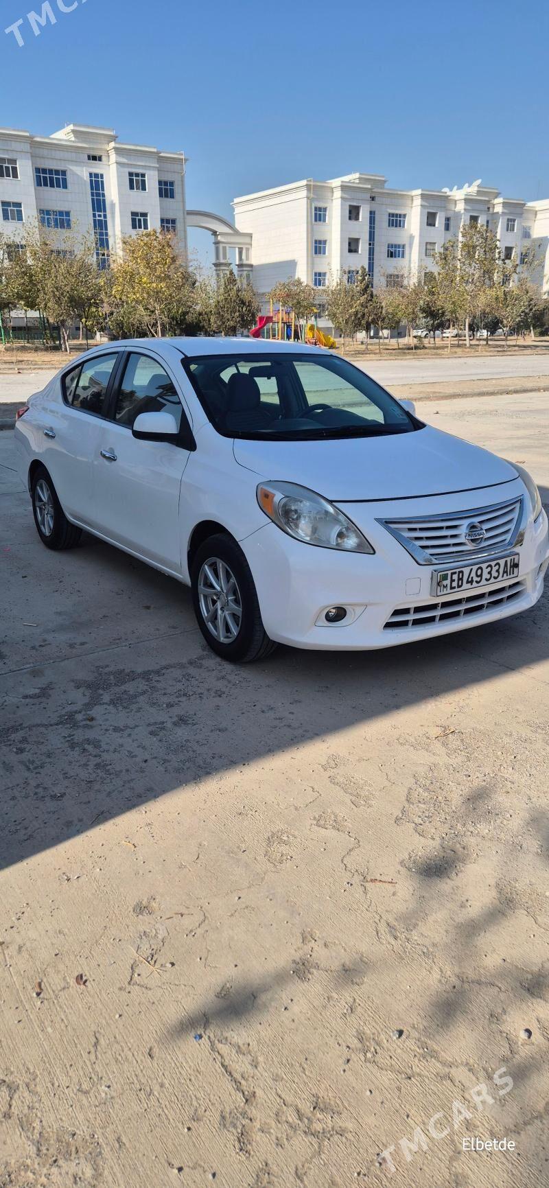 Nissan Versa 2012 - 108 000 TMT - Ашхабад - img 5