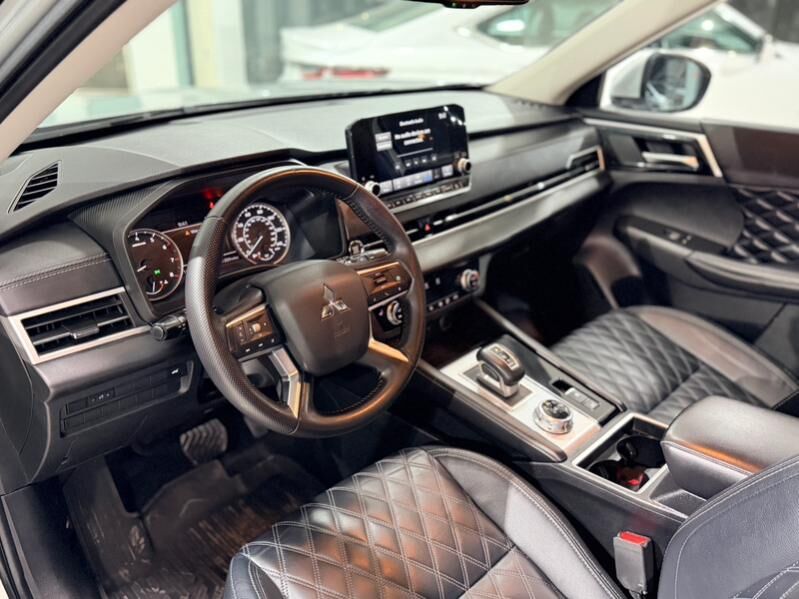 Mitsubishi Outlander 2022 - 385 000 TMT - Balkanabat - img 8