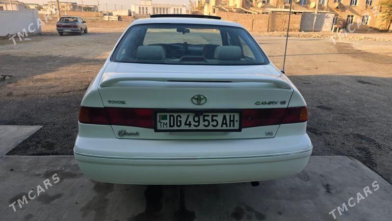 Toyota Camry 1999 - 145 000 TMT - Теджен - img 4