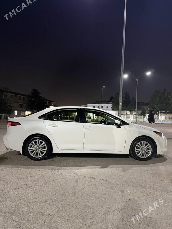 Toyota Corolla 2021 - 225 000 TMT - 6 мкр - img 3