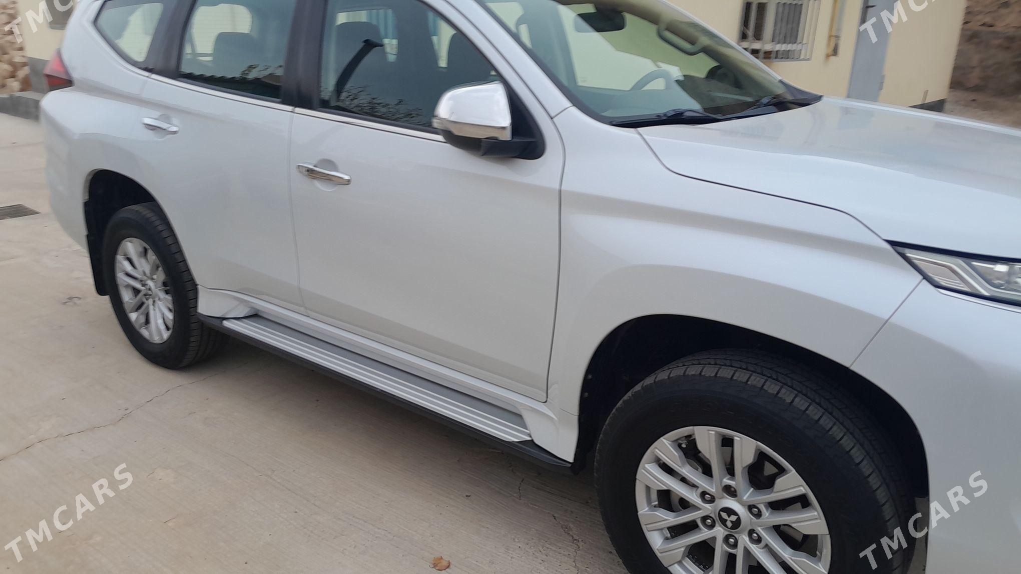 Mitsubishi Pajero 2020 - 450 000 TMT - Туркменбаши - img 4