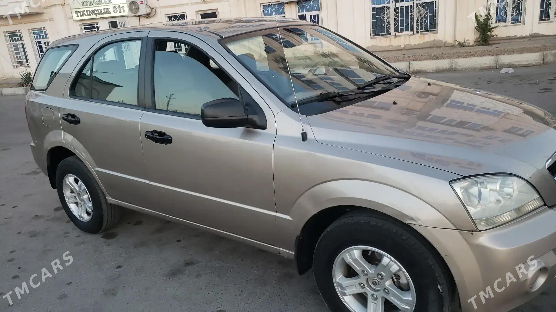 Kia Sorento 2005 - 150 000 TMT - Türkmenabat - img 2