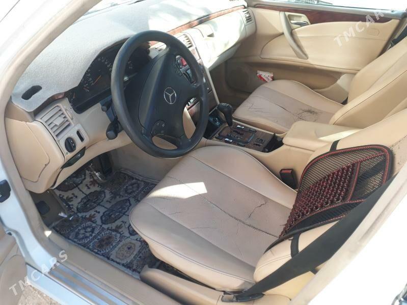 Mercedes-Benz W201 2000 - 70 000 TMT - Балканабат - img 4