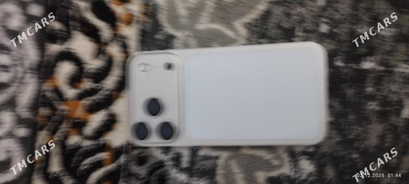 Iphone 11 / 17 pro owurlen - Aşgabat - img 1