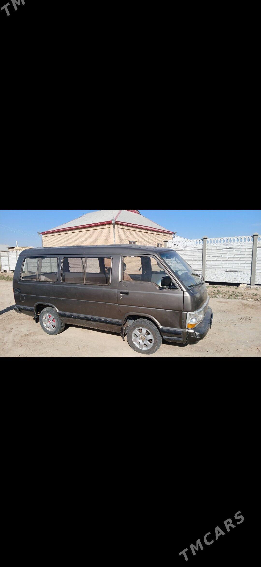 Toyota Hiace 1989 - 41 000 TMT - Mary - img 2