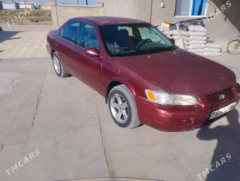 Toyota Camry 1997 - 112 000 TMT - Baýramaly - img 4
