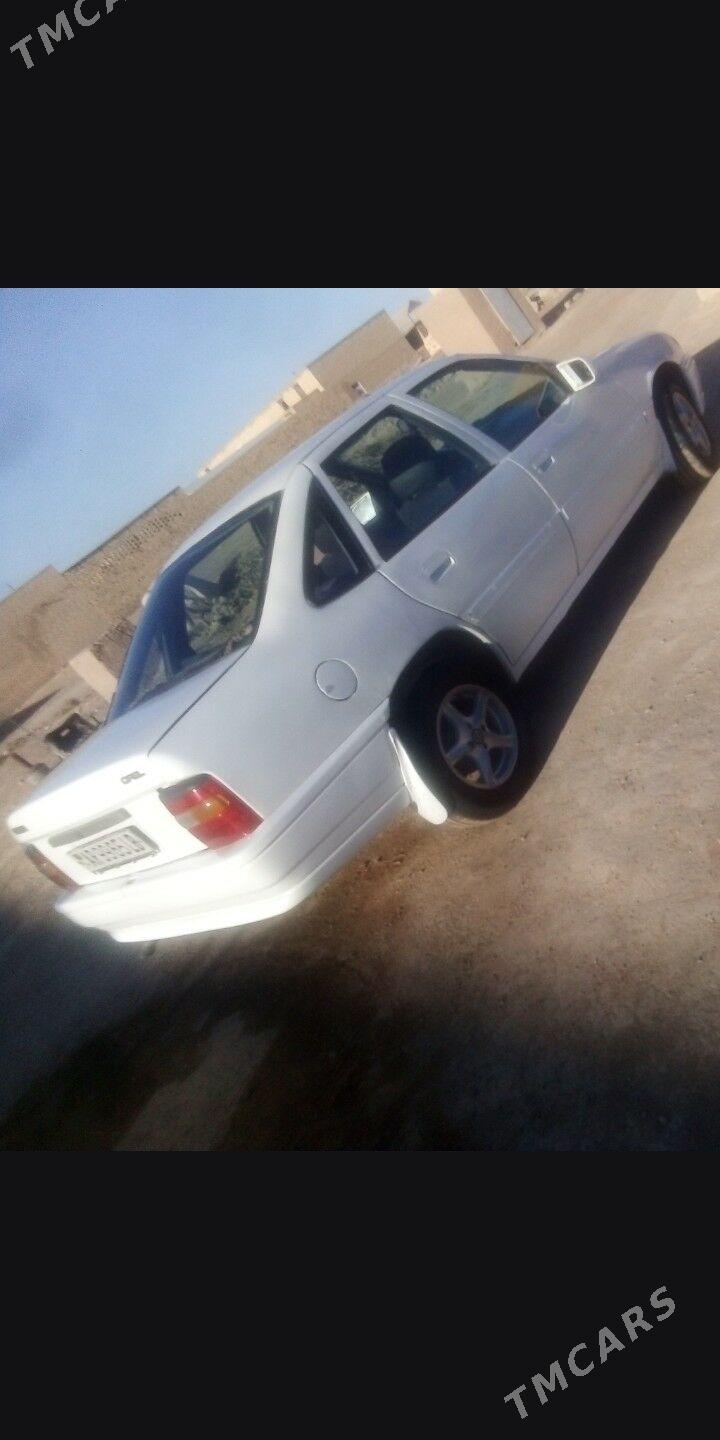 Opel Vectra 1991 - 125 000 TMT - Дарганата - img 5
