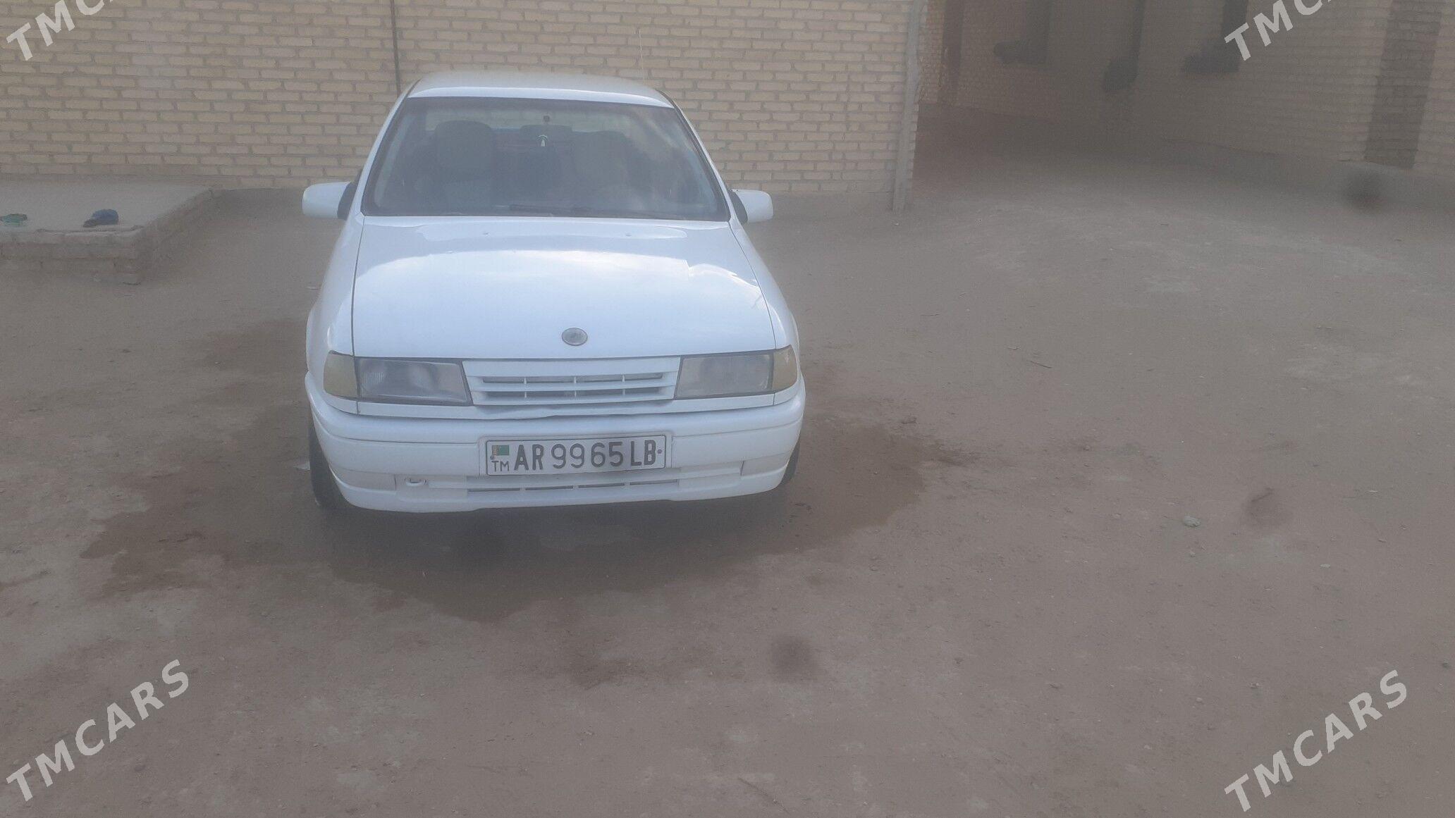 Opel Vectra 1991 - 125 000 TMT - Дарганата - img 9