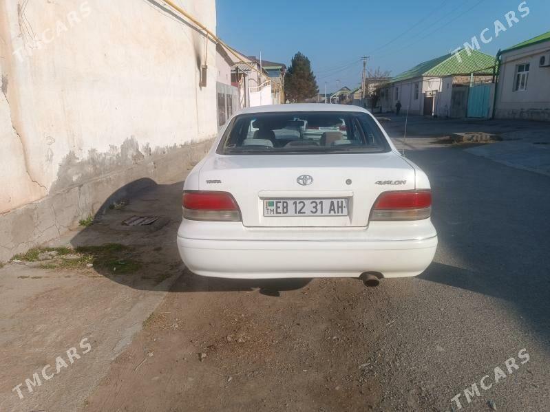Toyota Avalon 1996 - 125 000 TMT - Теджен - img 2