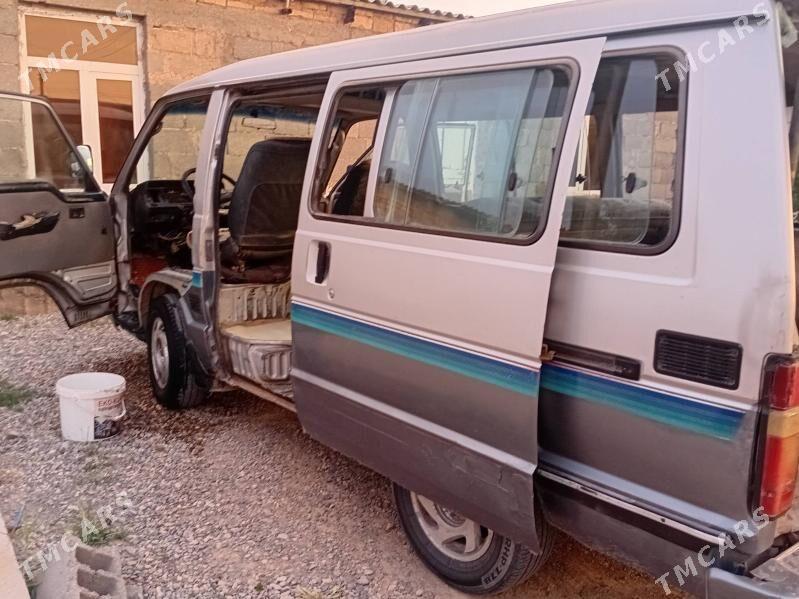 Toyota Hiace 1992 - 35 000 TMT - Gyzylarbat - img 4