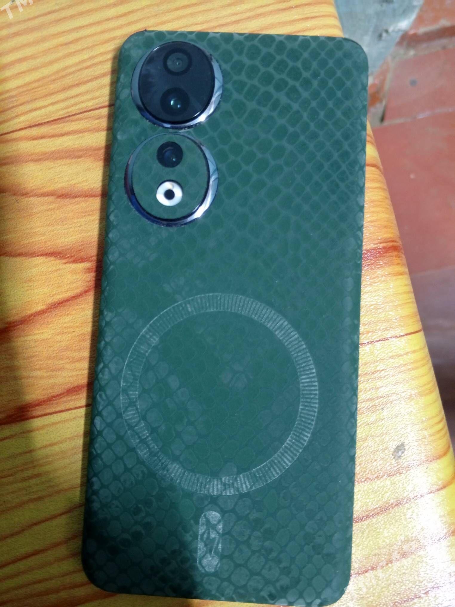 Honor 90 - Джебел - img 2