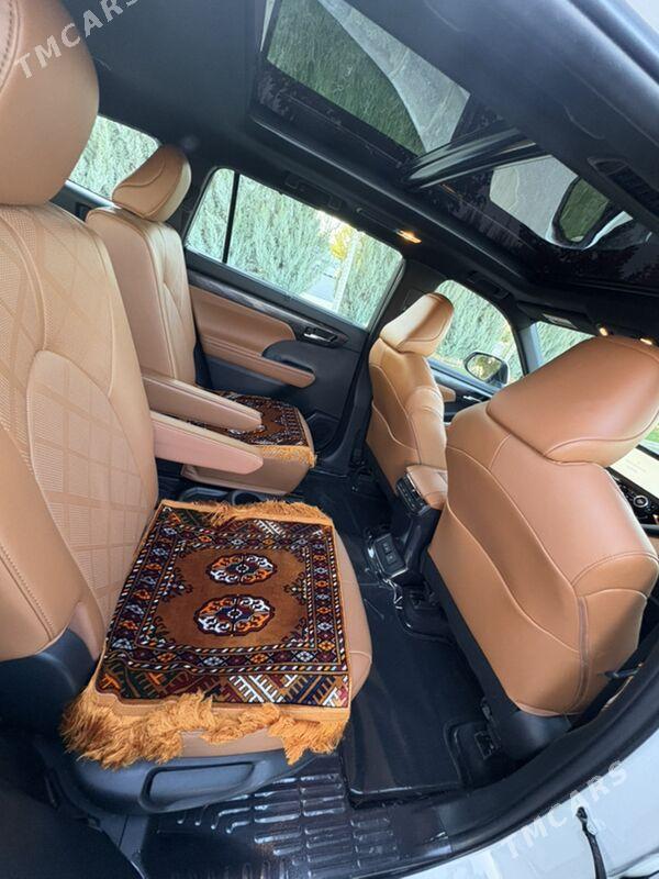 Toyota Highlander 2023 - 950 000 TMT - Gurtly - img 4